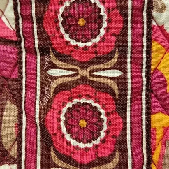 Vera Bradley Carnaby Olivia 2009 Shoulder Bag - Picture 2 of 9